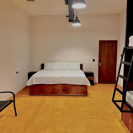 Caleta Hostel Rooftop & Pool Cancún Extérieur photo